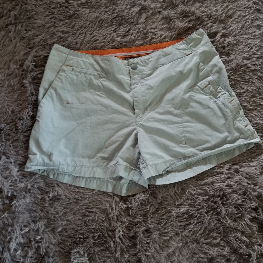 Women bluish gray pocketed shorts by Ret. Size 10 🎁